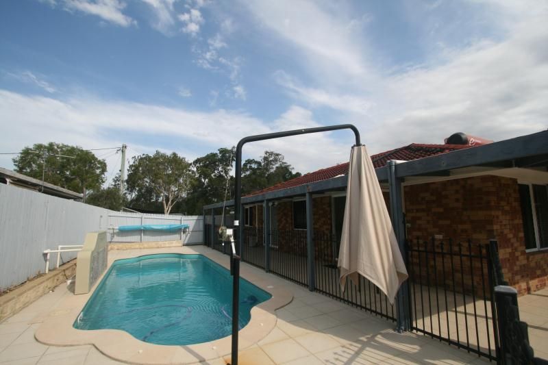 8 Delvene Court, DECEPTION BAY, QLD 4508