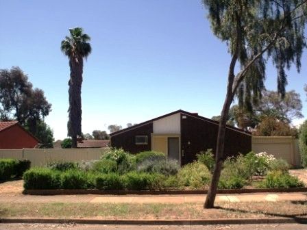 6 Tallara Crescent, MUNNO PARA, SA 5115