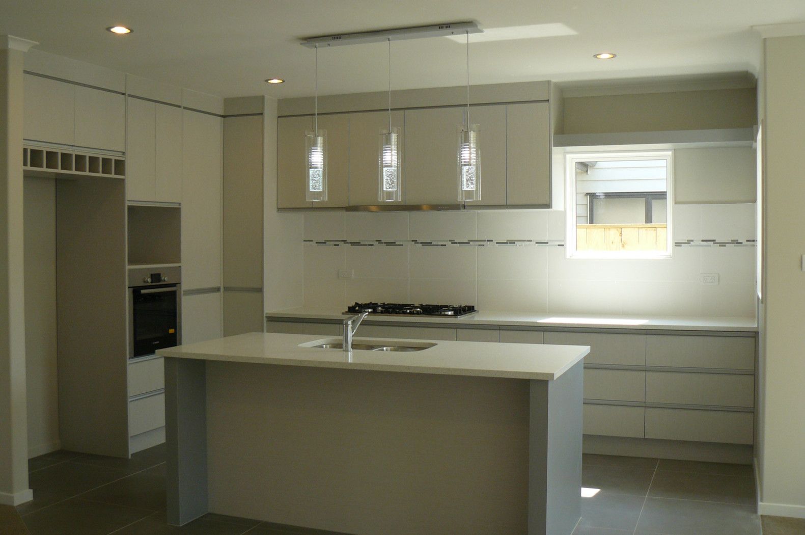 6 Conti Drive, FLAT BUSH, Manukau City