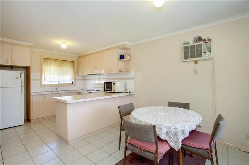 1/4 Kyema Drive, LARA, VIC 3212