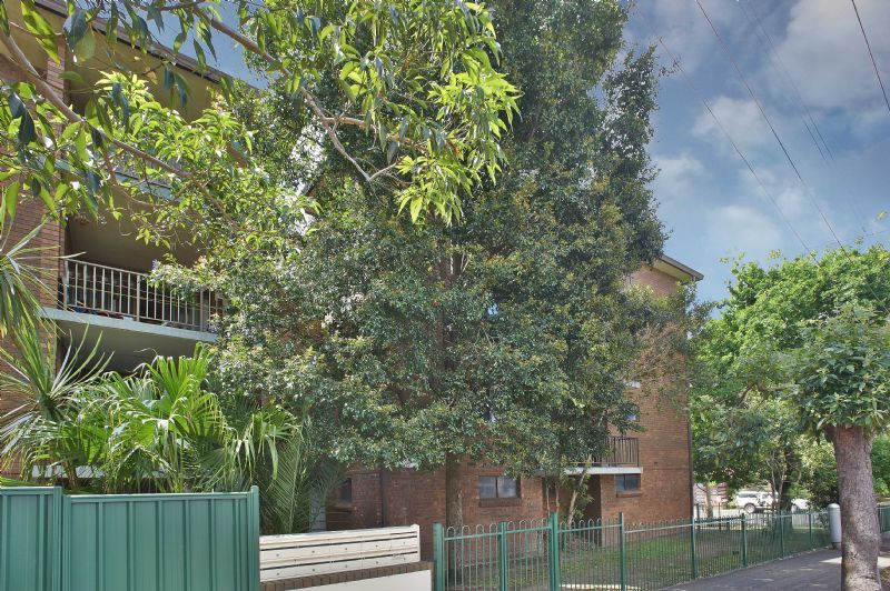 16-19 Railway Parade, WESTMEAD NSW 2145