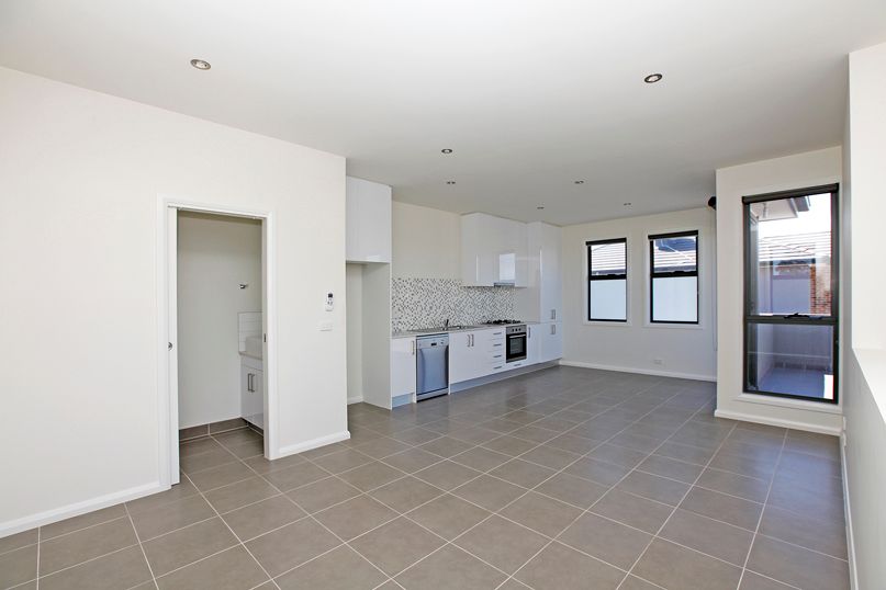 1/14 Devon Road, PASCOE VALE, VIC 3044