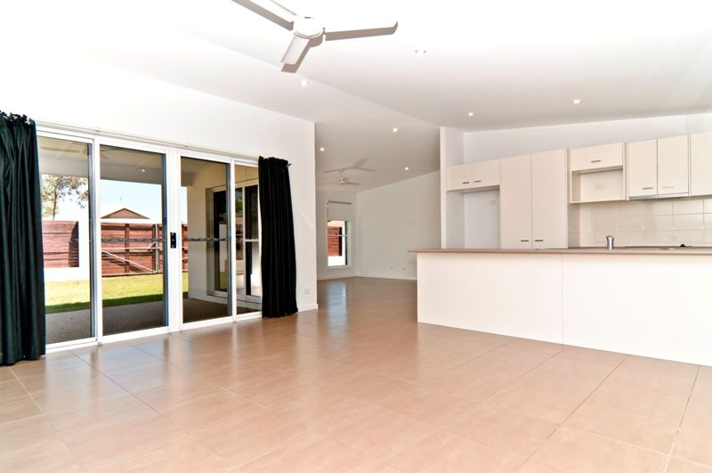 25 Alicia Circuit, LITTLE MOUNTAIN, QLD 4551