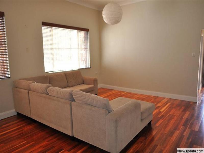 17 Arthur Street, PUNCHBOWL, NSW 2196
