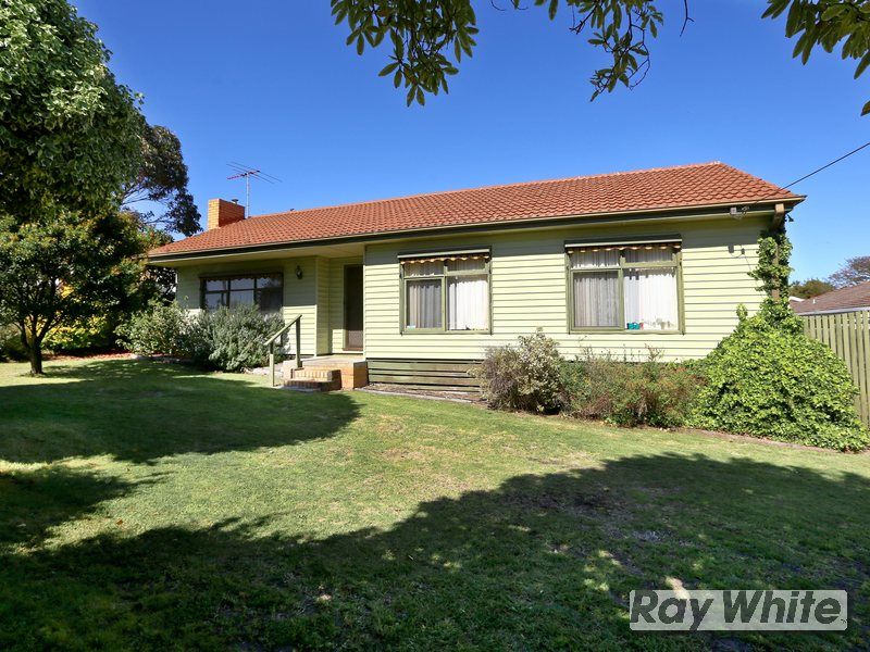 5 Warraburra Avenue, ROSEBUD, VIC 3939