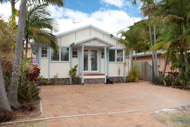 28 Bondi Avenue, MERMAID BEACH QLD 4218
