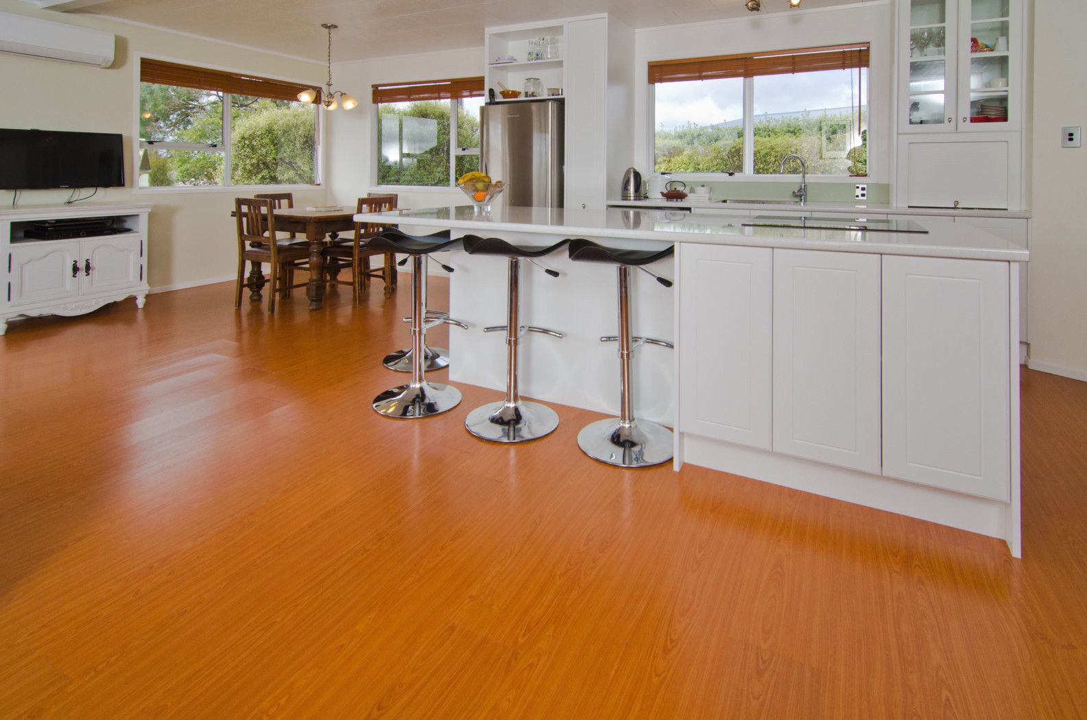 91 Sunnyside Road, SUNNYVALE, Waitakere City