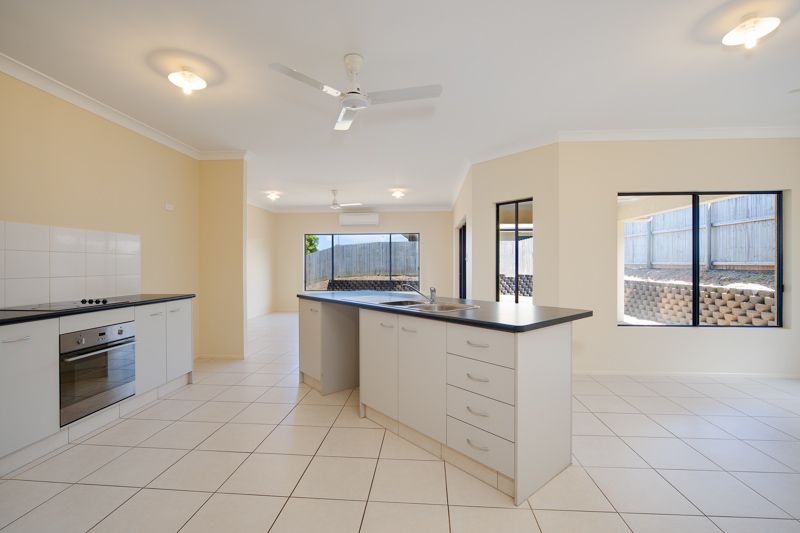 15 Conway Close, BENTLEY PARK, QLD 4869