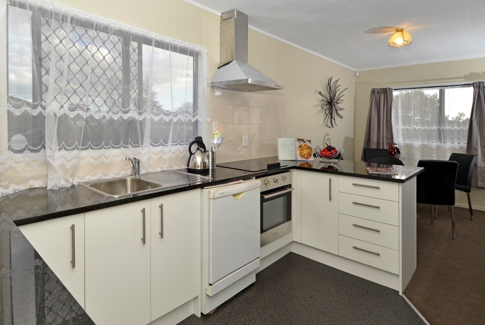 14 Melleray Place, MANUREWA, Manukau City