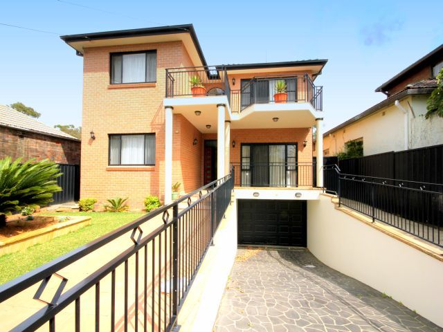 104 Highview Avenue, GREENACRE NSW 2190