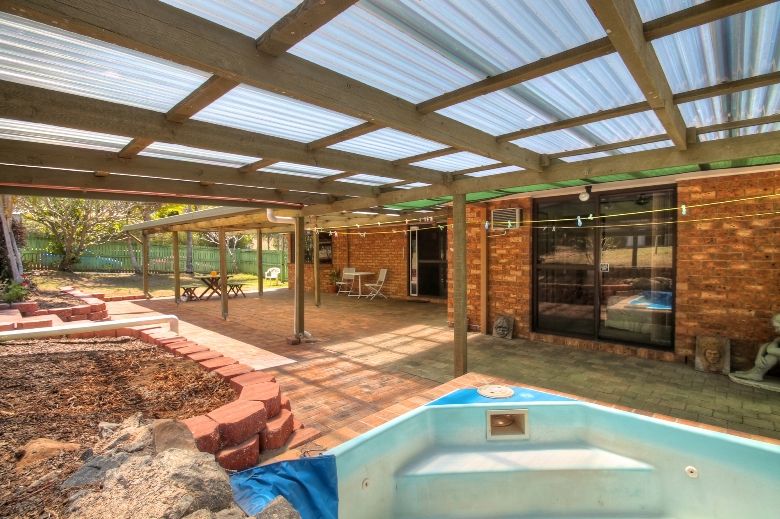 2 KARDINA Court, KARANA DOWNS, QLD 4306