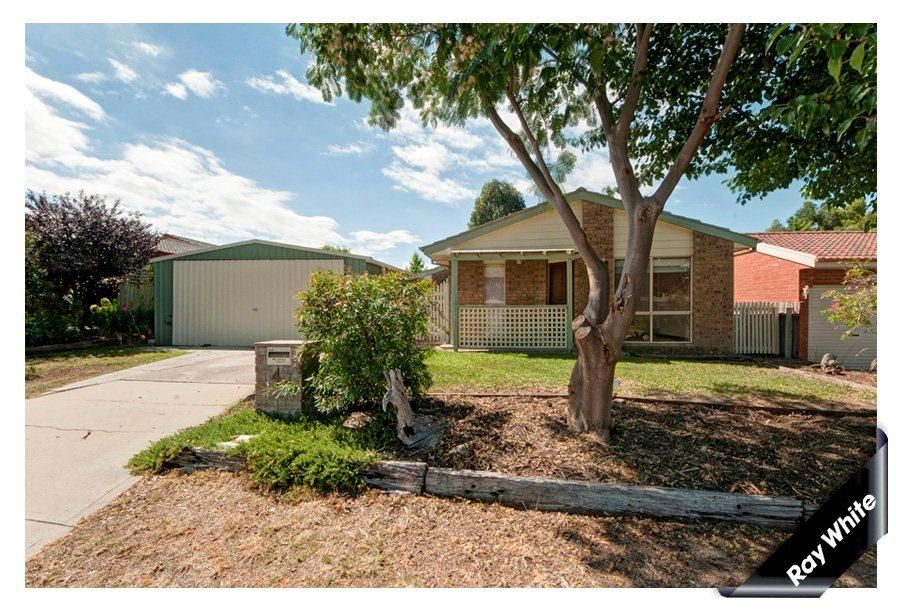 4 Ferry Place, GORDON ACT 2906