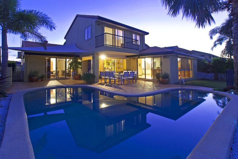 41 Seaspray Street, PARADISE POINT QLD 4216