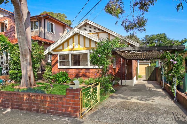 17 Potter Street, RUSSELL LEA NSW 2046
