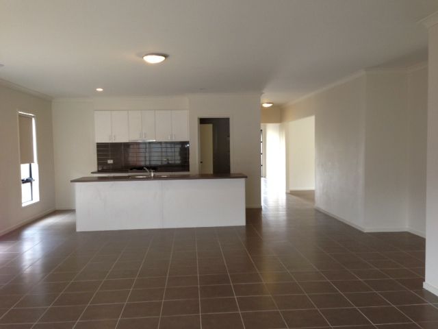 5 Glenbrae Street, CRAIGIEBURN, VIC 3064