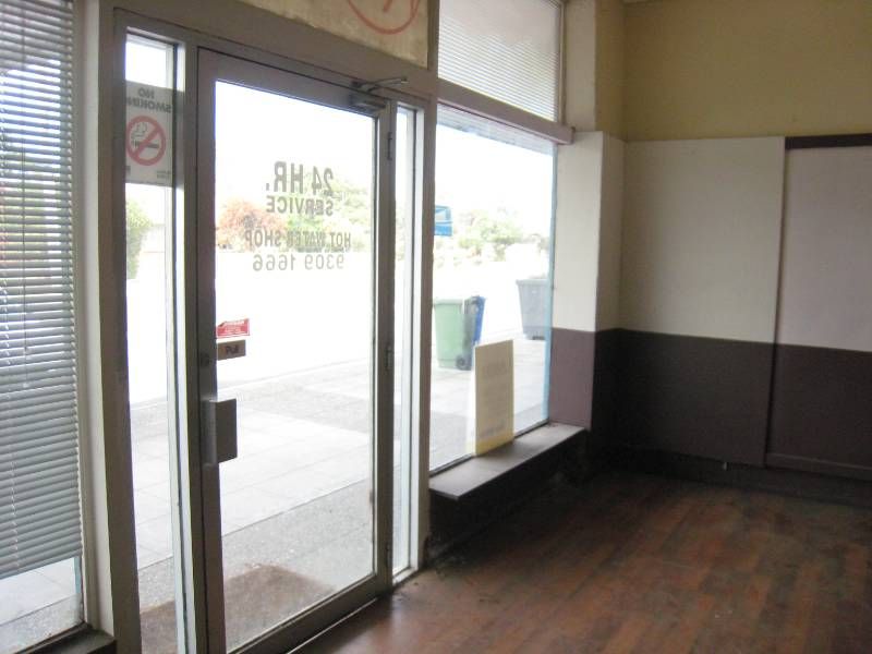 30 EMU Parade, JACANA, VIC 3047