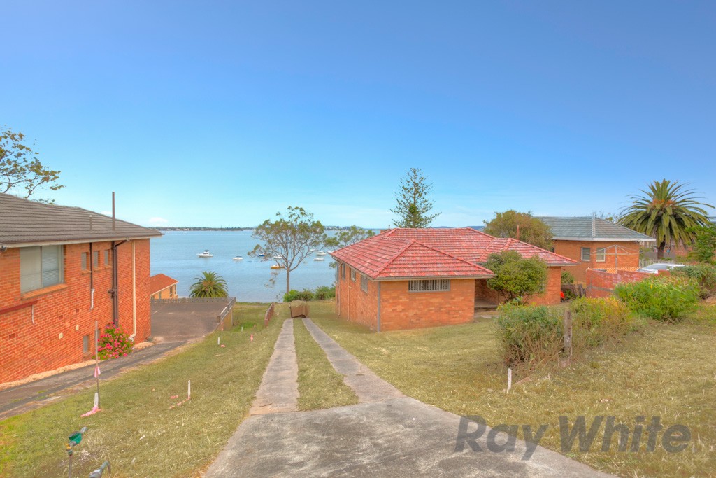 76 Ross Street, BELMONT, NSW 2280