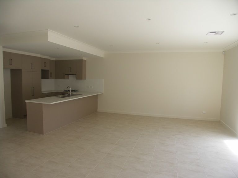 4 Heron Place, SEATON, SA 5023