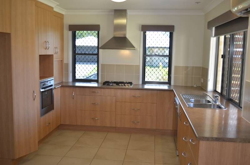 3 Jooloo Court, KIN KORA, QLD 4680