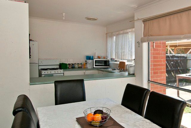 4 Ross Street, RESERVOIR, VIC 3073