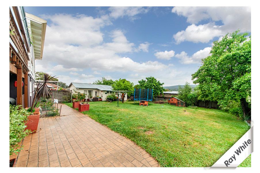2 Atholbar Way, KARABAR, NSW 2620
