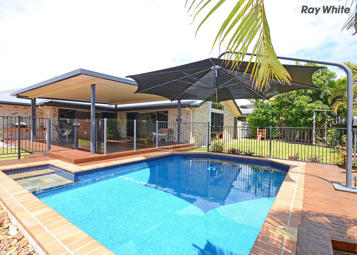 4 Adam Court, URANGAN, QLD 4655