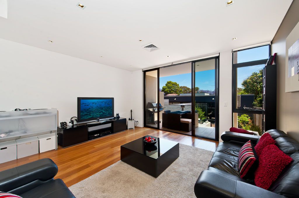 13 Kingston Road, CAMPERDOWN NSW 2050