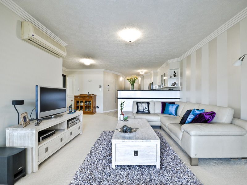 118 Oxlade Drive, NEW FARM QLD 4005