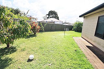 12 Kirriwina Place, GLENFIELD, NSW 2167