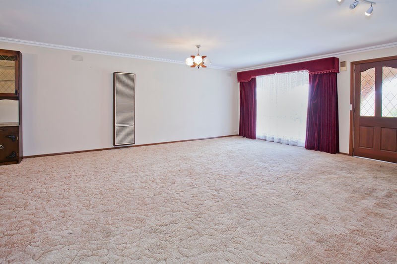 7 Leila Crescent, BELL POST HILL, VIC 3215