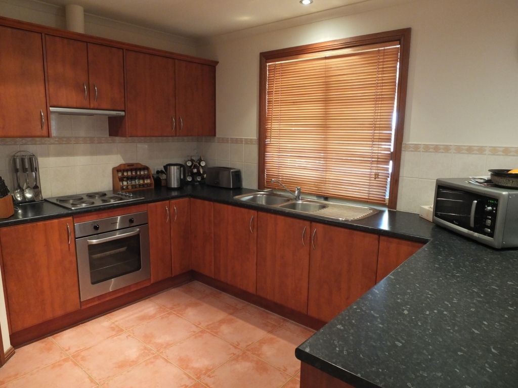 2 Reynolds Street, KADINA, SA 5554