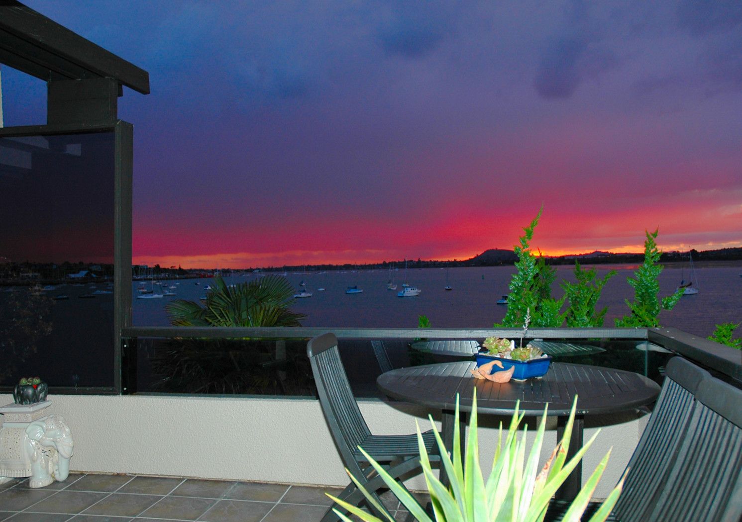62 The Parade, BUCKLANDS BEACH, Manukau City