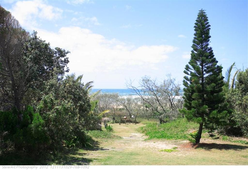 101 and 102 Roper Street, EURONG, QLD 4581