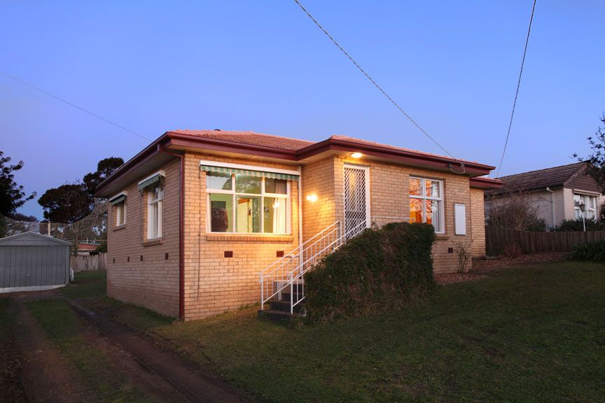 1/19 Nerissa Street, FERNTREE GULLY, VIC 3156