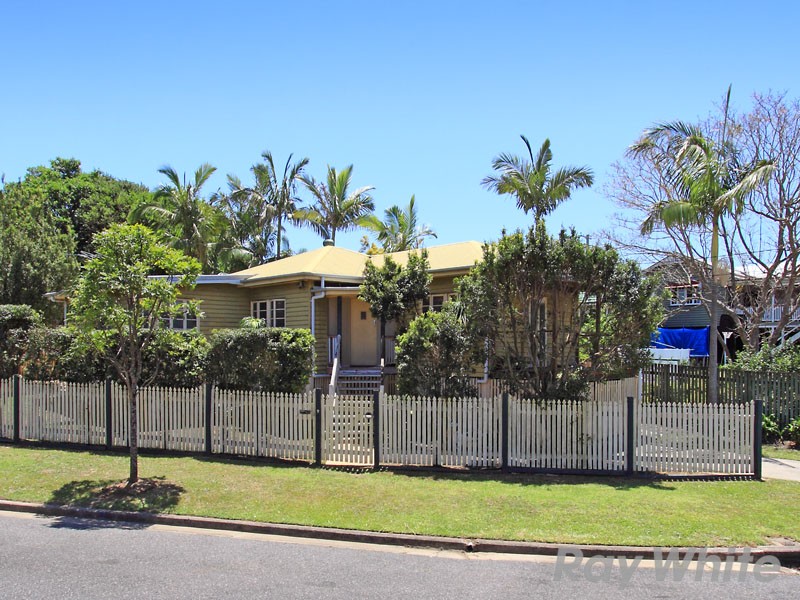 9 North Street, KEDRON, QLD 4031