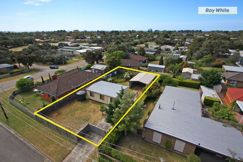 14 Greenhood Crescent, Capel Sound VIC 3940