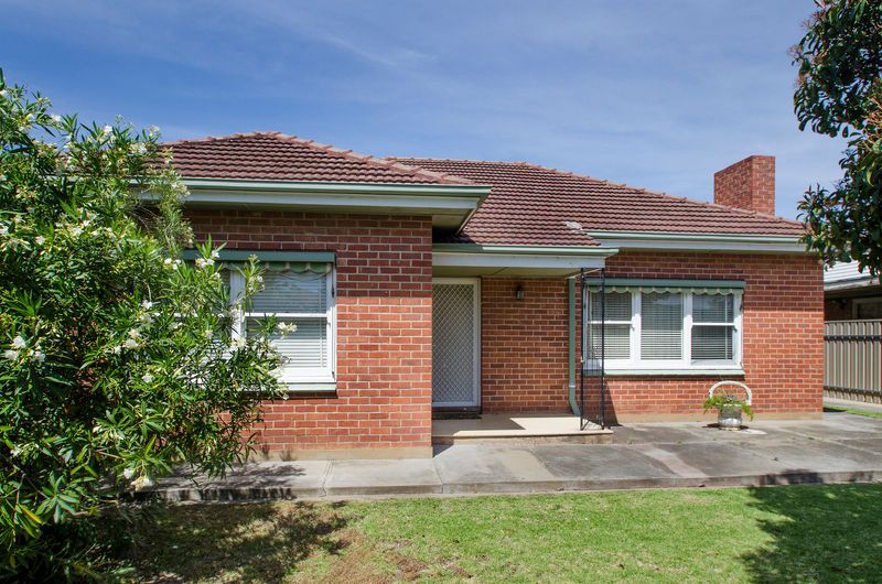 10 Neston Avenue, NORTH PLYMPTON, SA 5037
