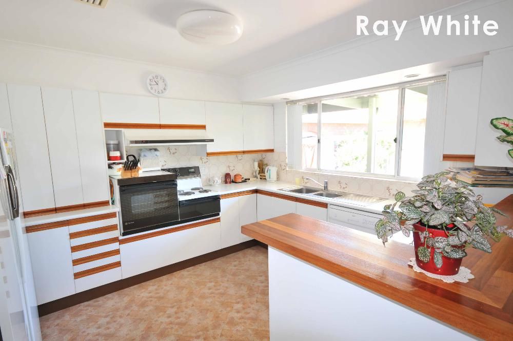 2 Wentworth Court, LAVINGTON, NSW 2641