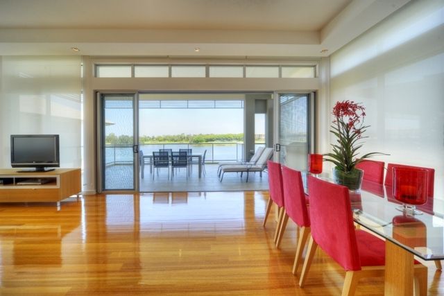 6079 Lugano Drive, HOPE ISLAND, QLD 4212