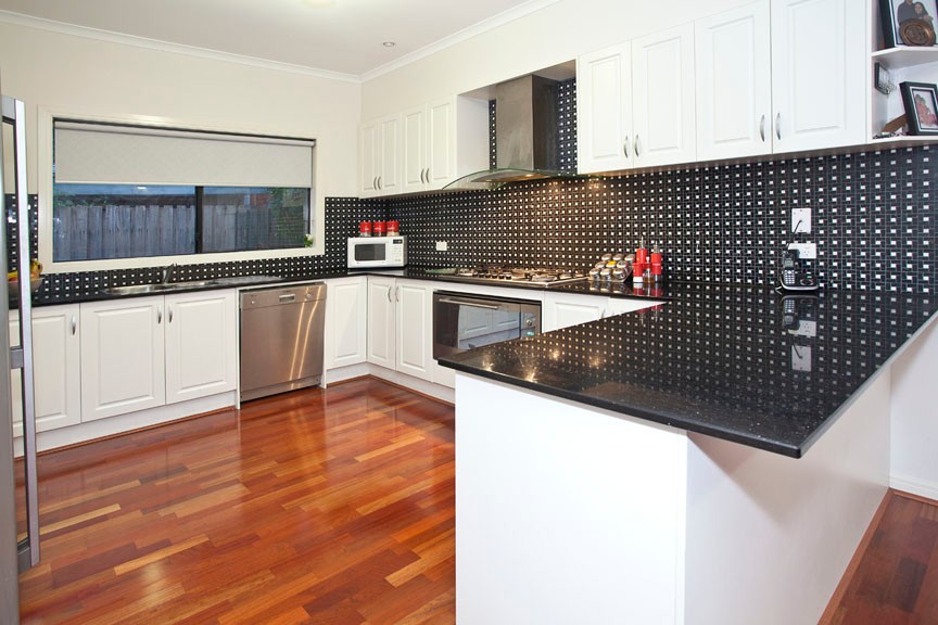 1 The Fairway, ROWVILLE, VIC 3178