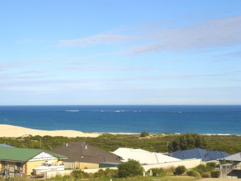 3 Basile Court, WANDINA, WA 6530