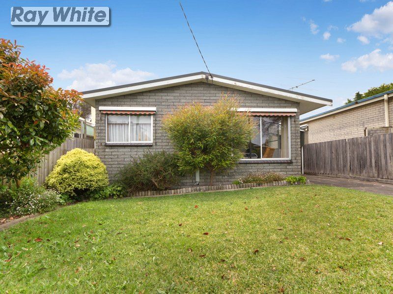93 Eighth Avenue, ROSEBUD, VIC 3939