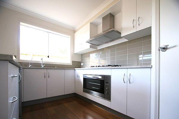 10 Braemar Street, SEAFORD, VIC 3198