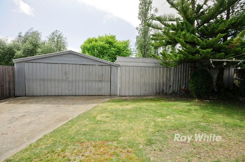 23 Sandra Court, KNOXFIELD, VIC 3180