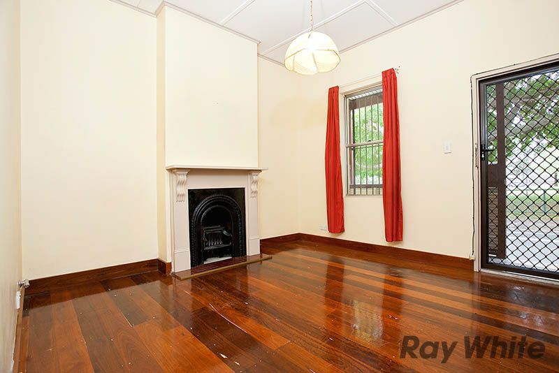 122 Campbell Street, ST PETERS, NSW 2044