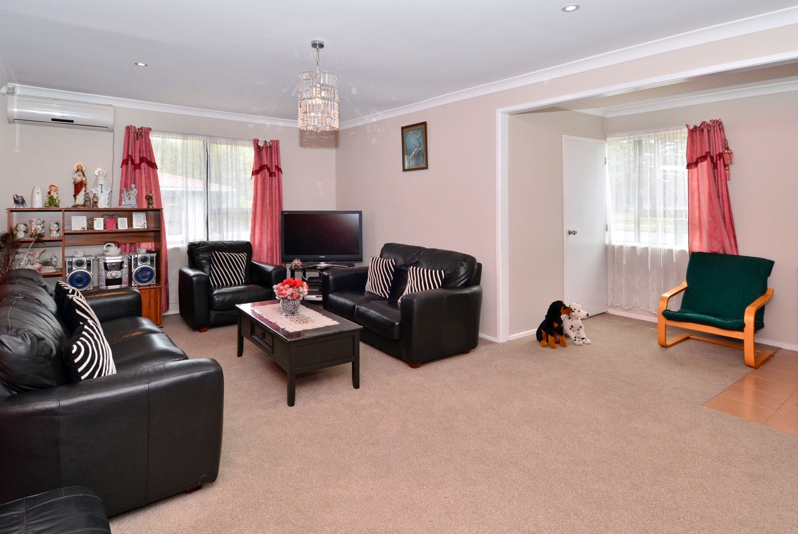140 Browns Road, MANUREWA, Manukau City