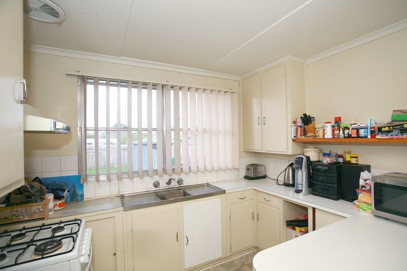 27 Cootamundra Street, DOVETON, VIC 3177