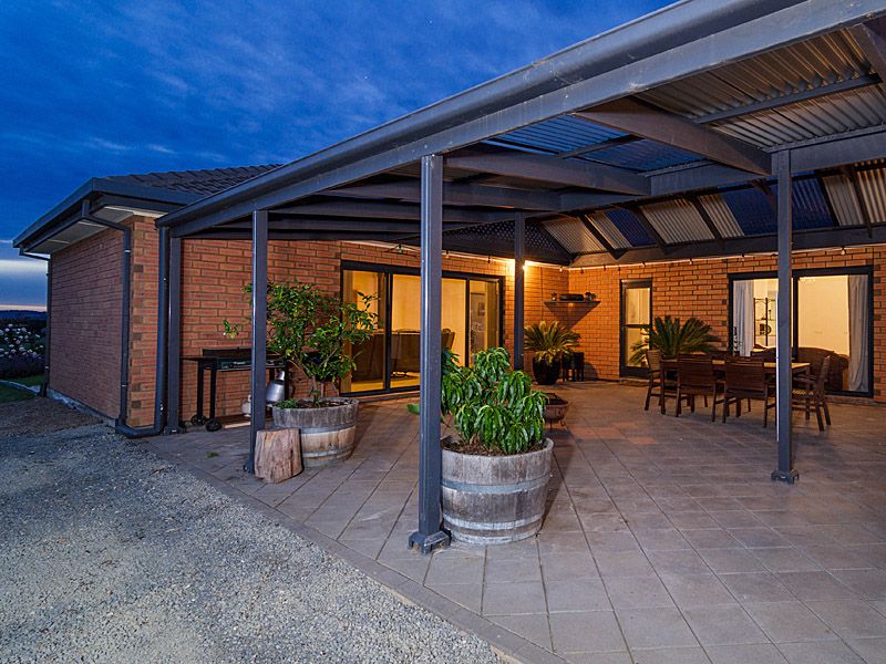 27 Burnbank Way, MOUNT BARKER, SA 5251