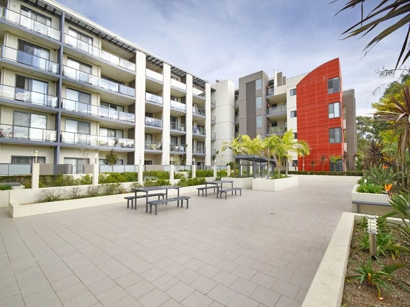 32-34 Mons Road, WESTMEAD NSW 2145