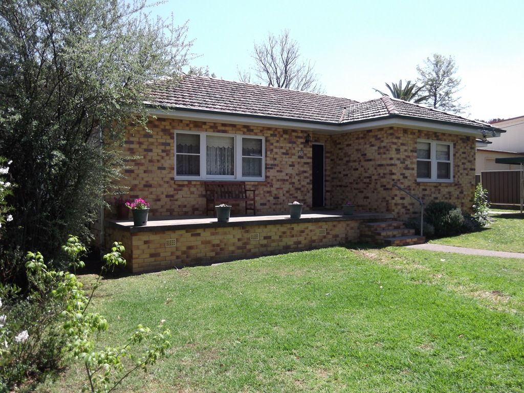 32 Murray Street, TAMWORTH NSW 2340